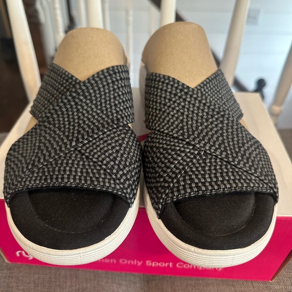 Ryka Nadine Slides Stretch Straps Ortholite Comfort Foam Insoles Size 9M - Picture 6 of 9